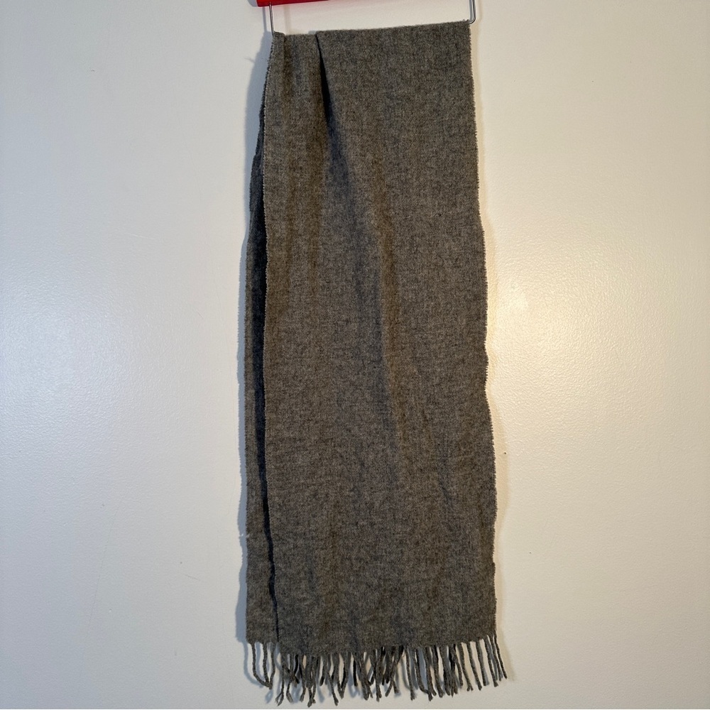 Kenneth Cole Lambwool‎ Grey Scarf